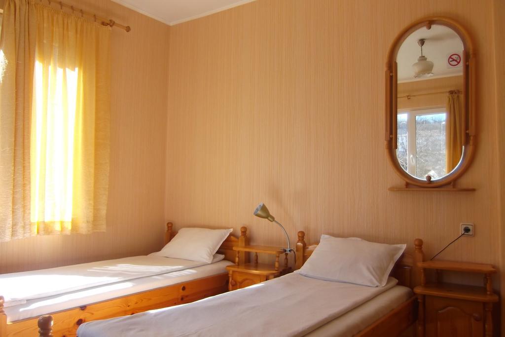 Готель Borova House Трявна Номер фото
